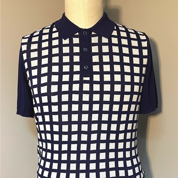 Men’s Blue and White Paisley and Gray polo shirt. - Picture 2 of 5